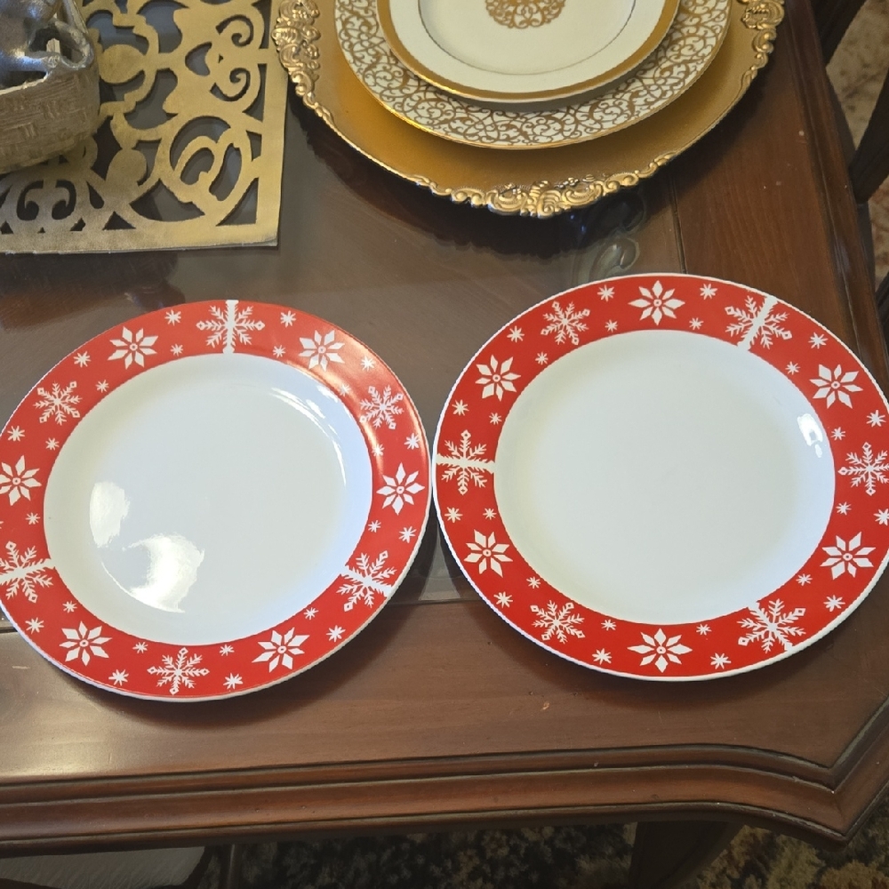 Royal Norfolk Red White Snowflake Dinner Plates Set Of 2 10.25" Microwave Safe